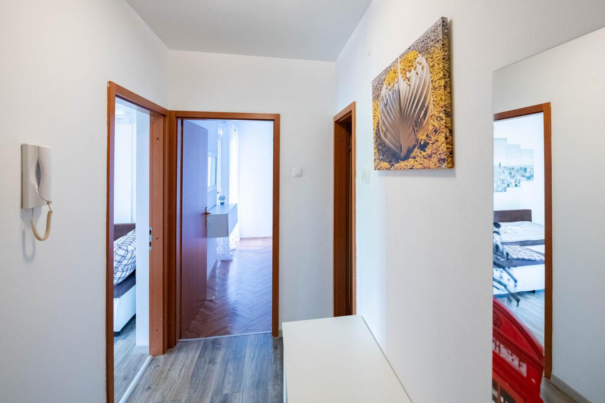 Apartman Doris ロヴラン エクステリア 写真