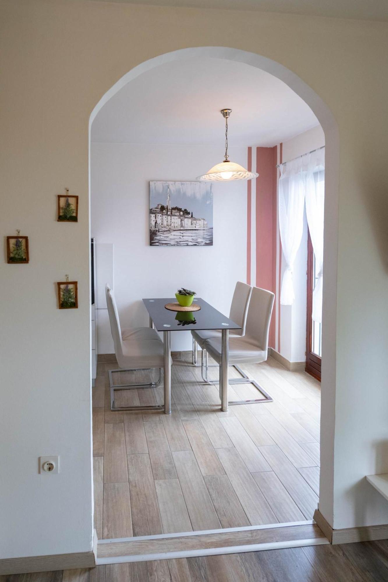 Apartman Doris ロヴラン エクステリア 写真